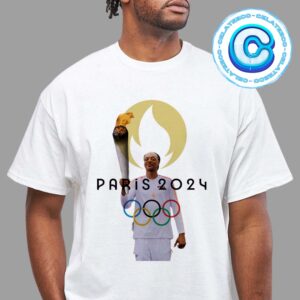 Paris Olympic 2024 Made Snoop Dogg Hold The Biggest Torch Blunt Unisex T-Shirt